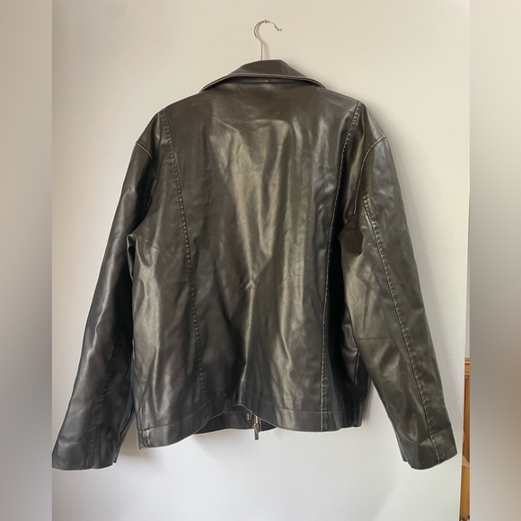 Oversized Lee Pleather Jacket (L) - Picture 6 of 9